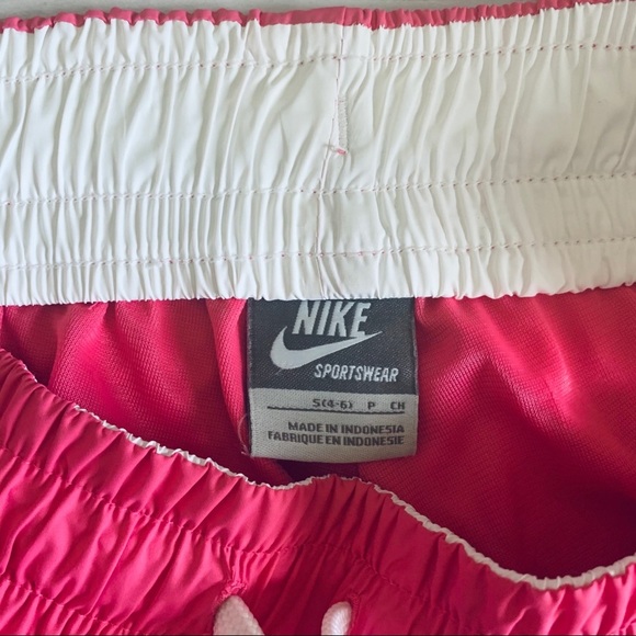 Nike Running Shorts - Picture 2 of 5
